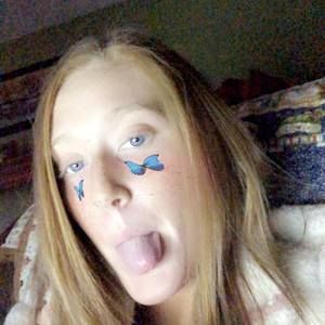 Meet your Posher, Katelyn